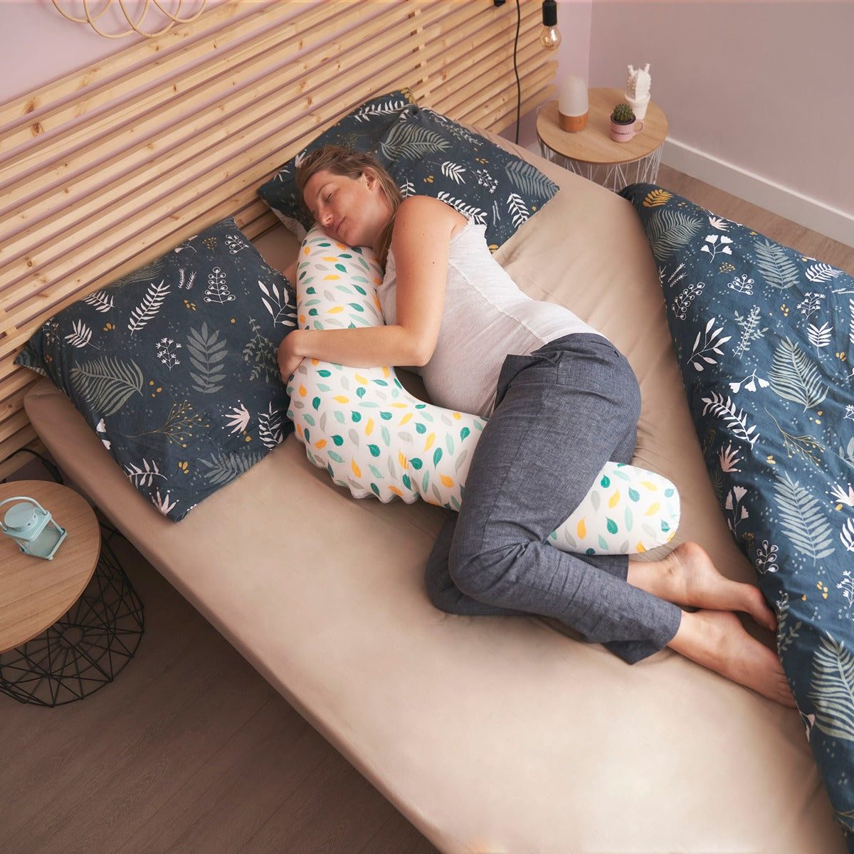 Badabulle Maternity Cusion Feathers | Nursing Pillow Comfortable with its microbead filling, Soft, stretch fabric