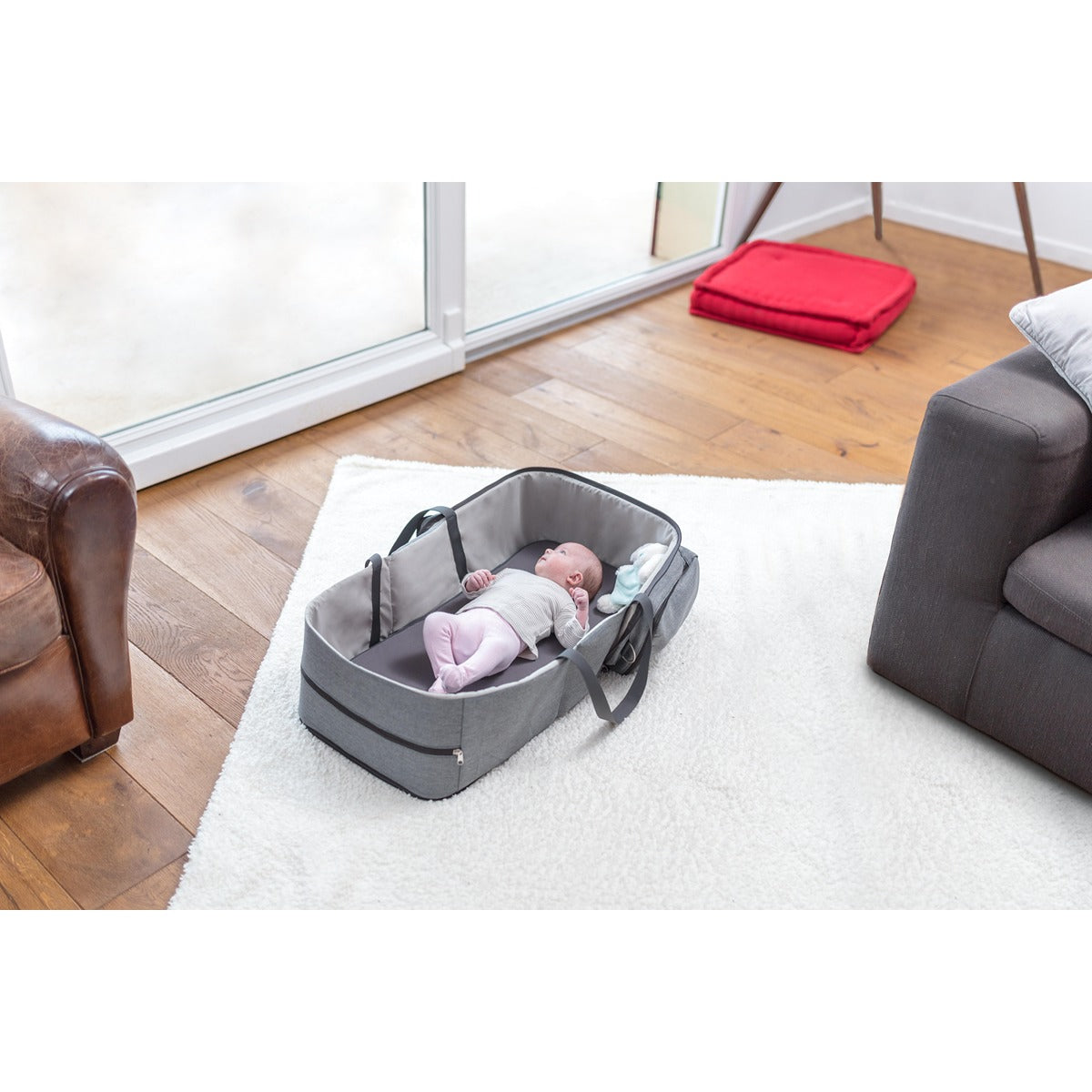 BabyMoov A043602 Travelnest Travel Cradle, Gray
