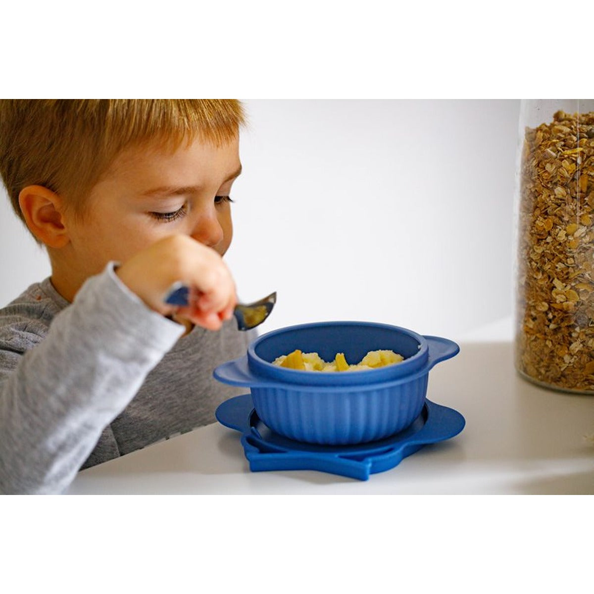 InnoGio GIO Owl Infant and Toddler Bowl with Lid, Dishwasher & Microwave Safe, Blue