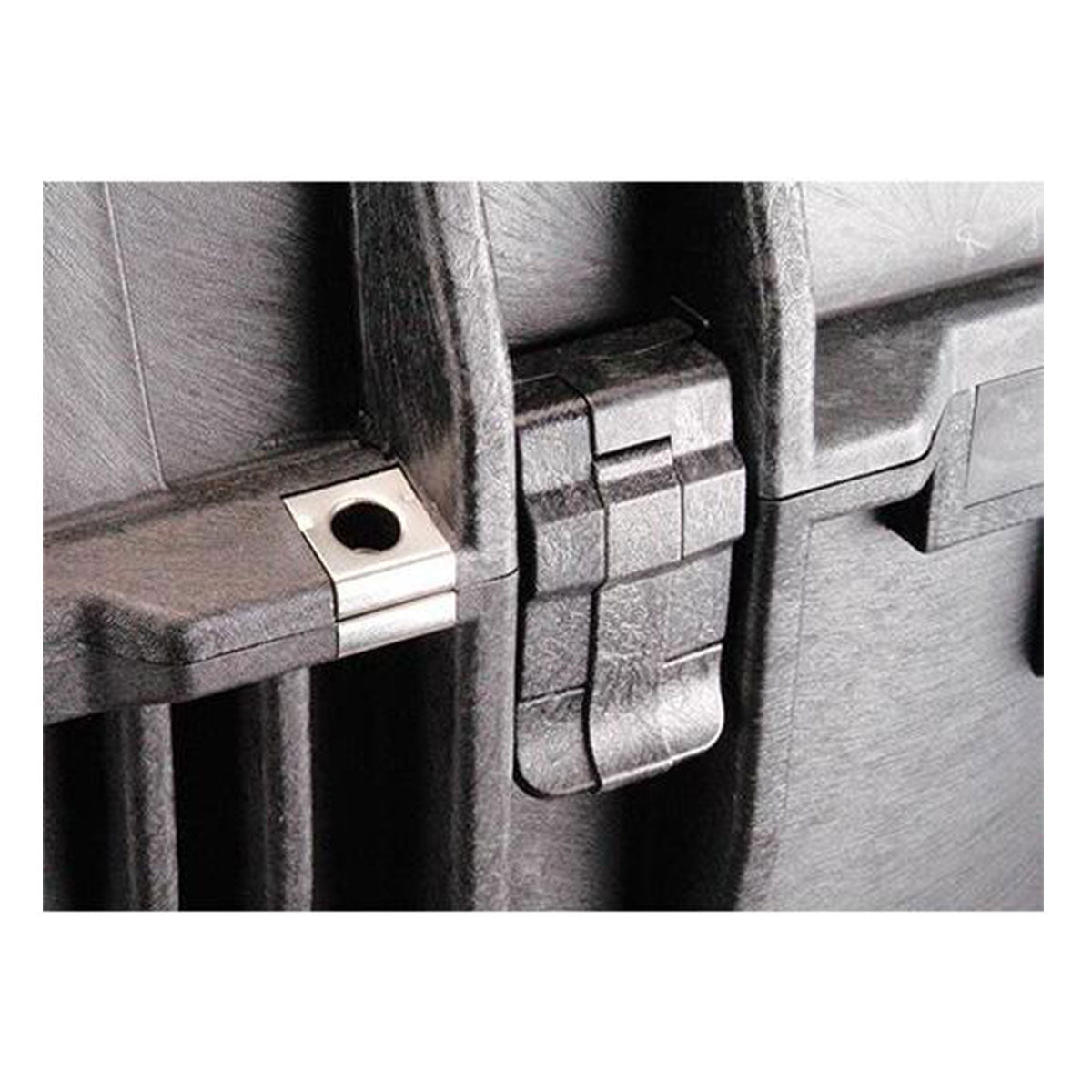 Pelican Case with Foam 1450 WL/WF - Black