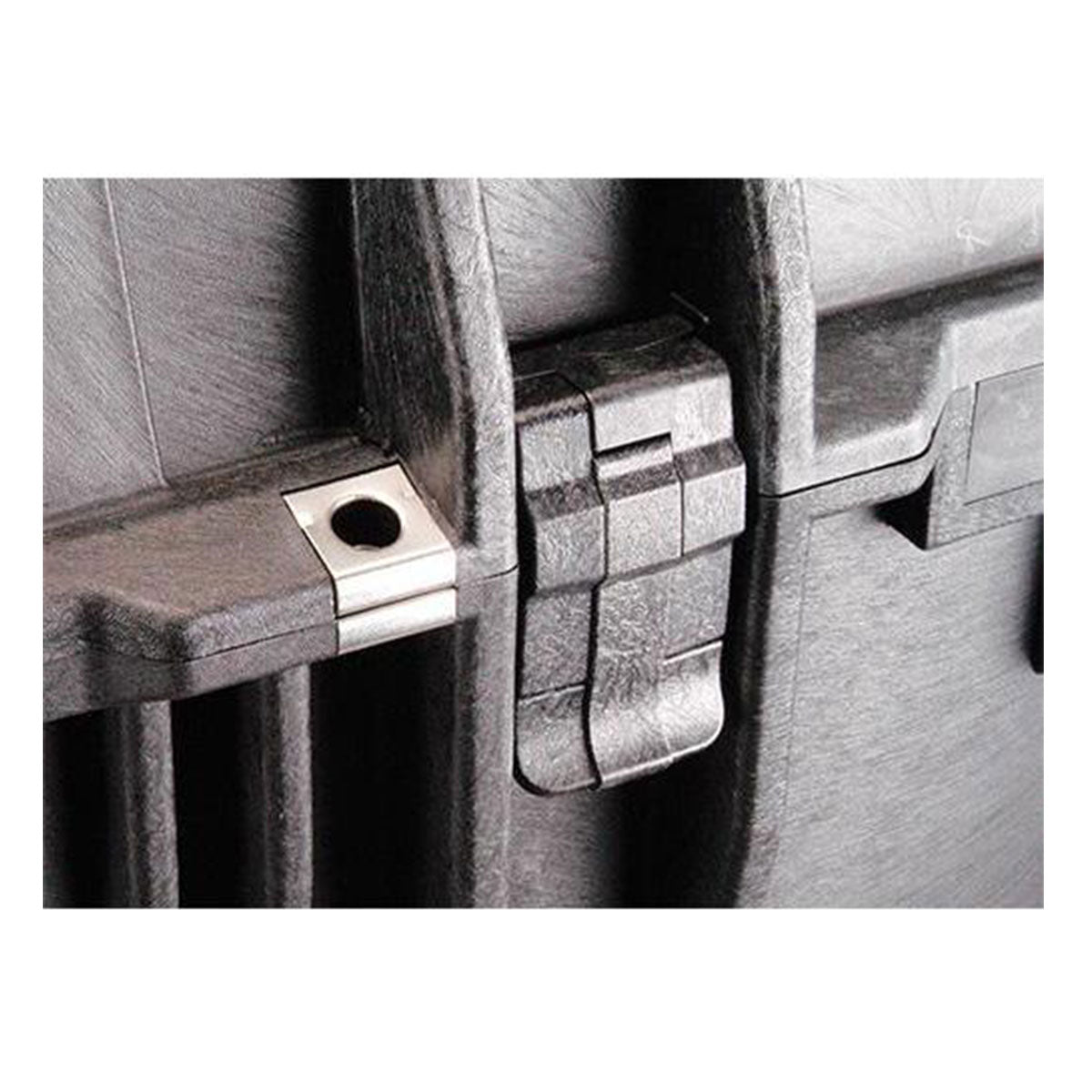 Pelican Transport Case with Foam 1650 WL/WF - Black