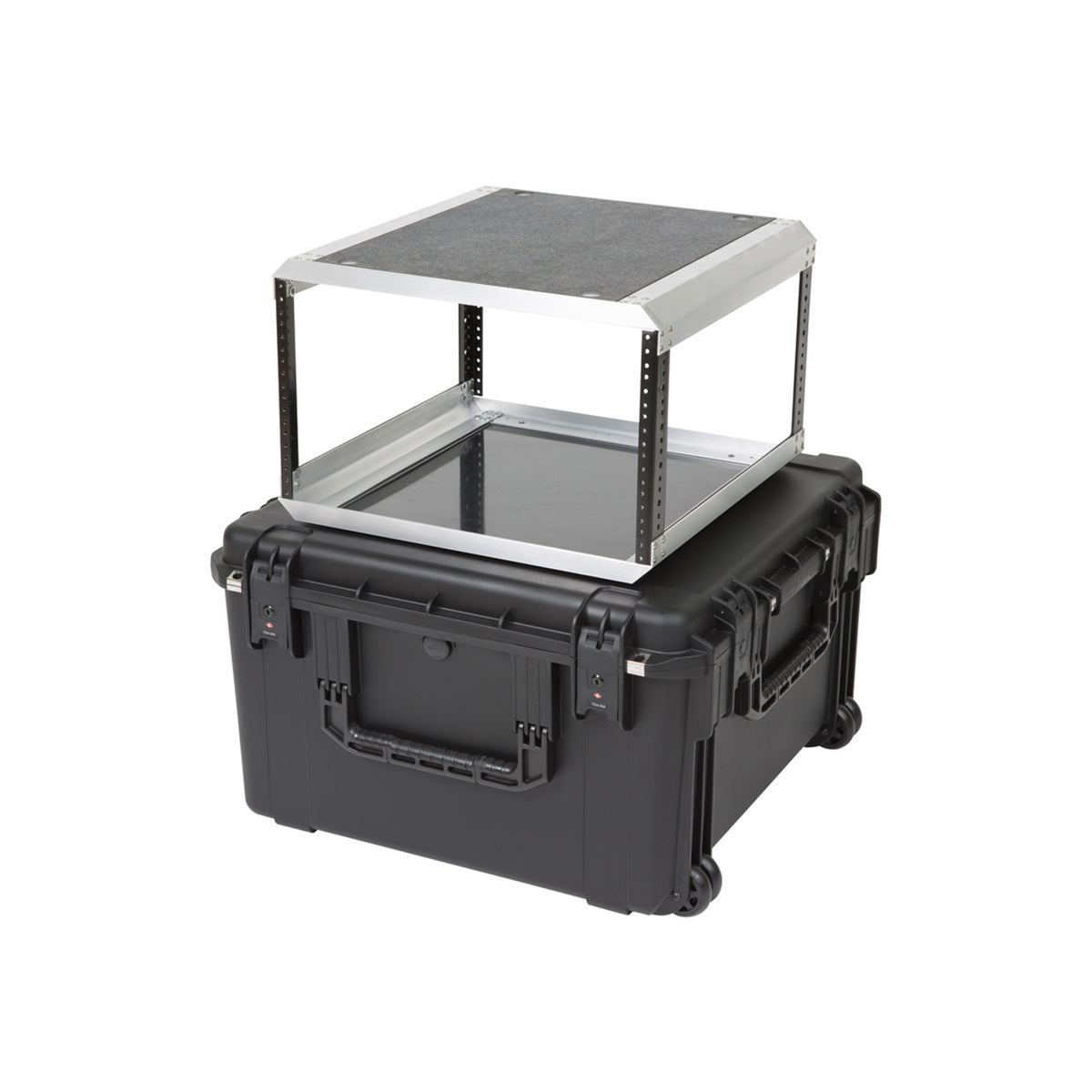 SKB iSeries Case with Removeable 10U Aluminum Shallow Rack Cage - TSA Locks - Wheels