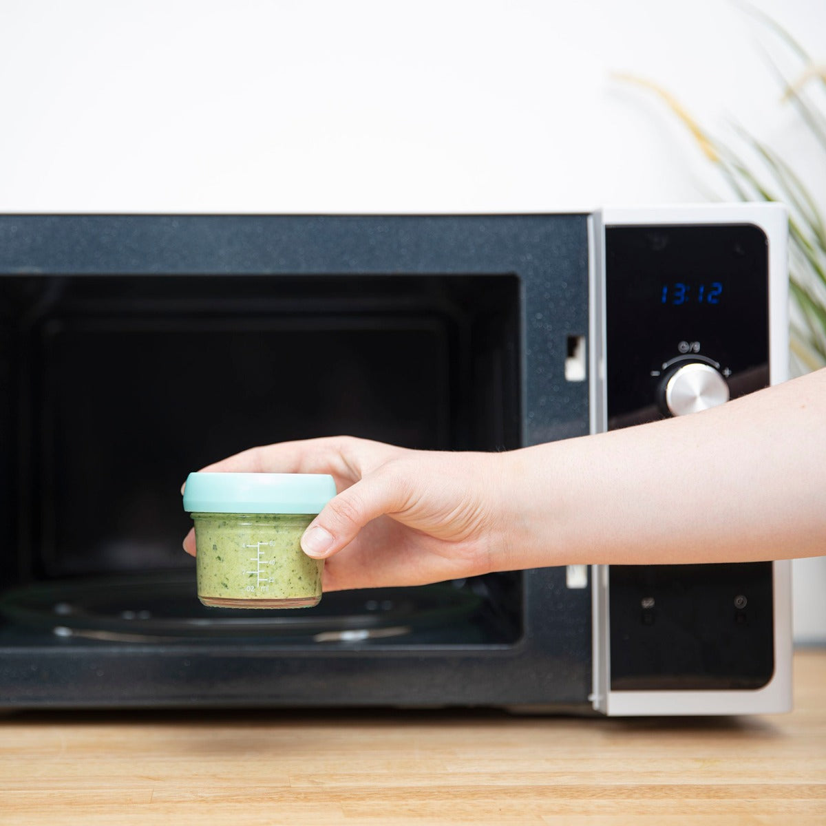 BabyMoov Glass Baby Bowls, 4 X 240ml Airtight Food Storage Containers