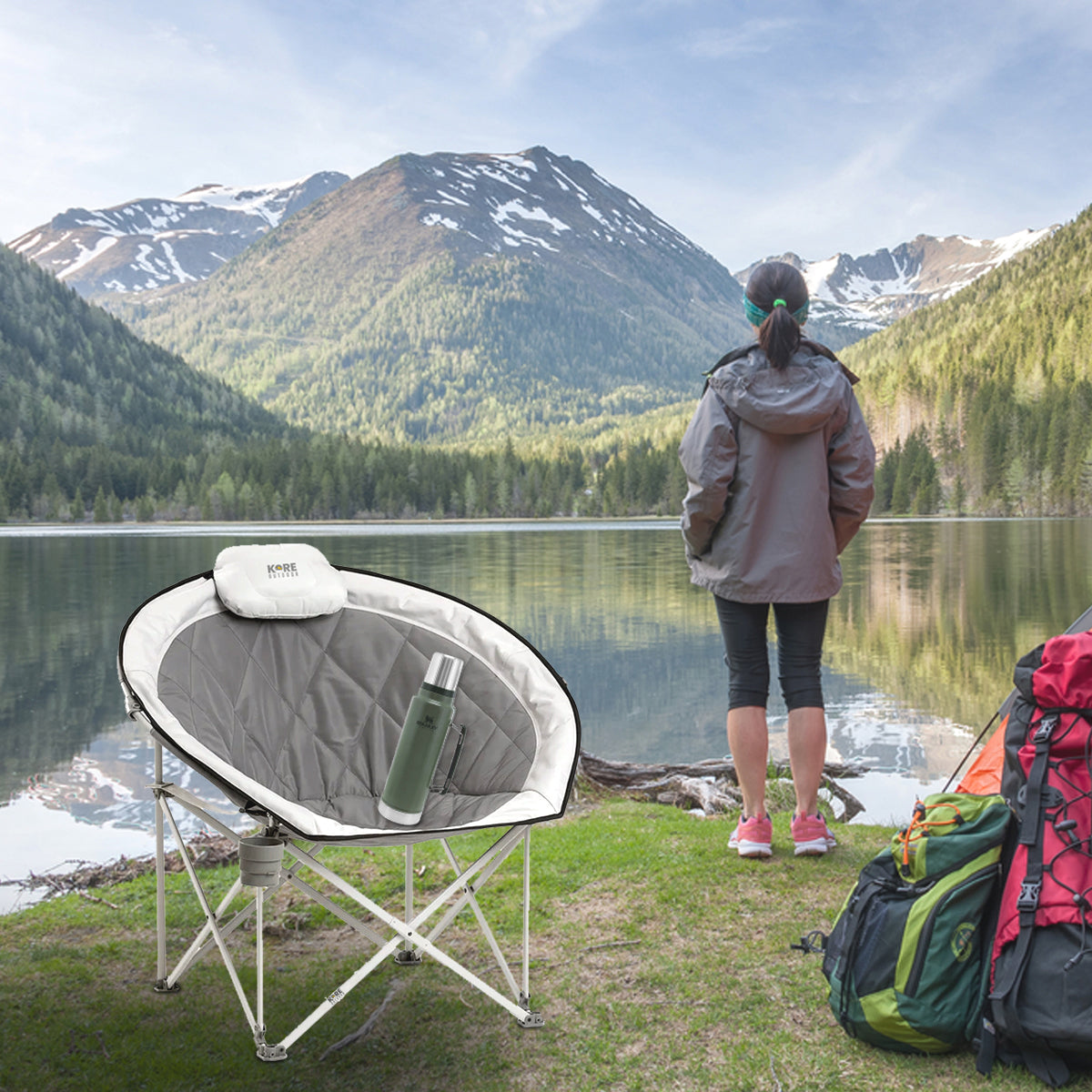 Kore Outdoor Oversized padded round chair