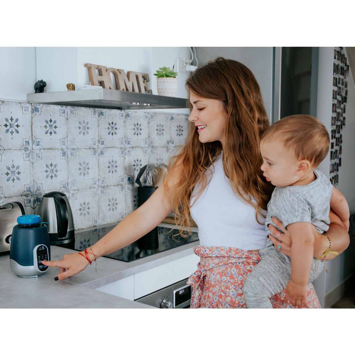 BabyMoov NutriSmart Car & Home Bottle & Food Warmer / Programmable LCD / 80 seconds to heat 65ml of water