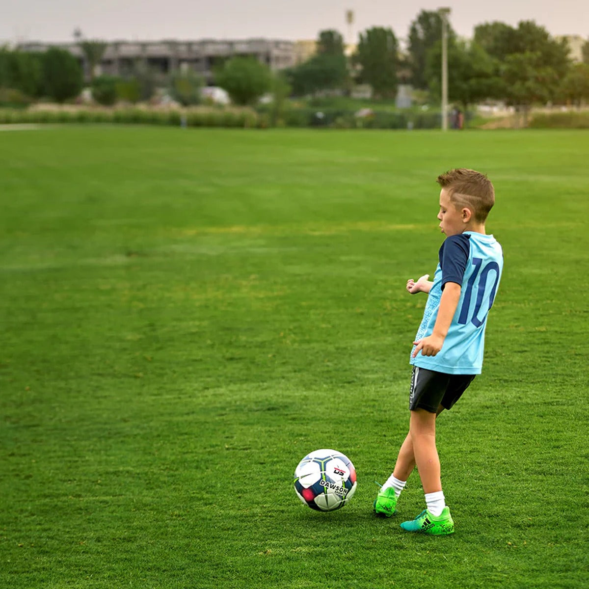 Dawson Sports DS Striker Football - Size 5