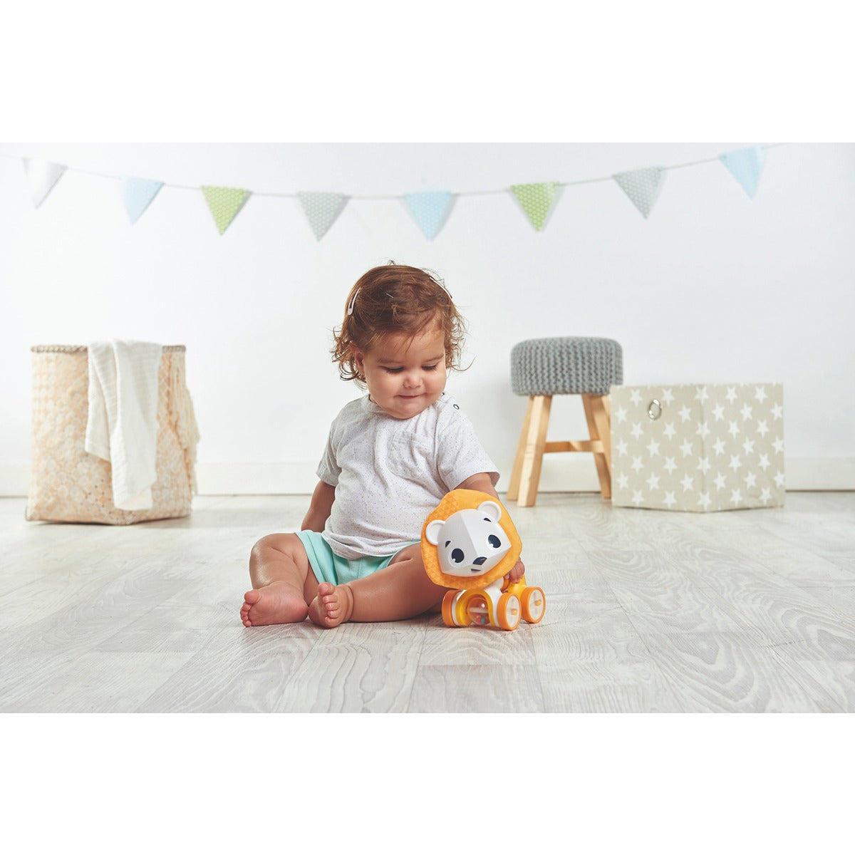 Tiny Love TINY ROLLING TOY - LEONARDO THE LION | 3 months + Babies | Cognition Developing Flexible Toys | Orange