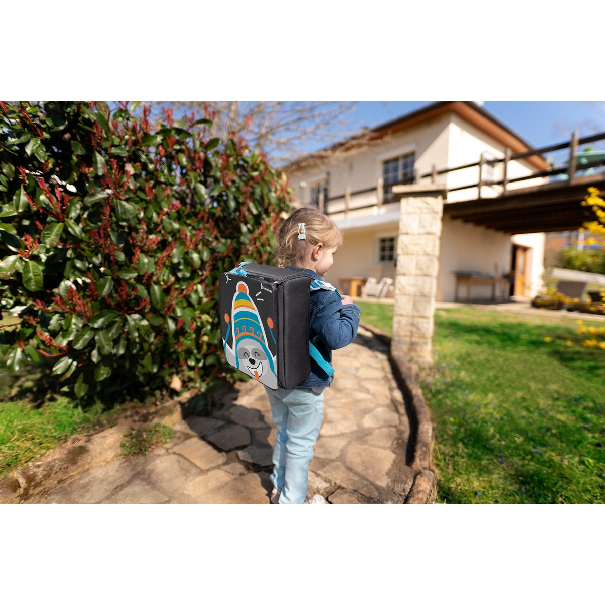 Badabulle Travel Booster Seat (Yummy) 6-36M Extremely Compact, Raises by 10cms Turns into Backpack & comes Large enclosed storage compartment