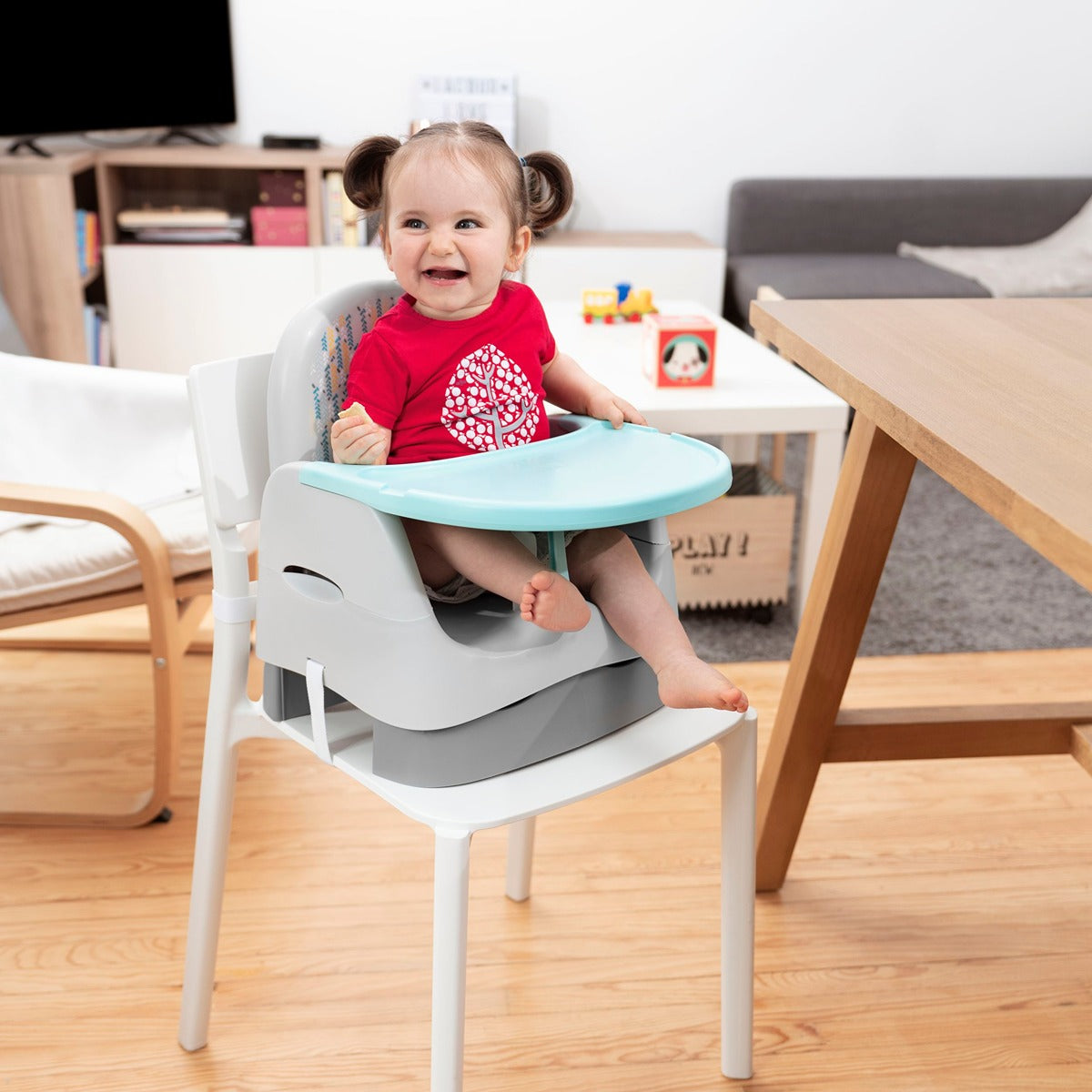 Badabulle - Trendy Feeding Comfort Booster Seat, Ultra Compact