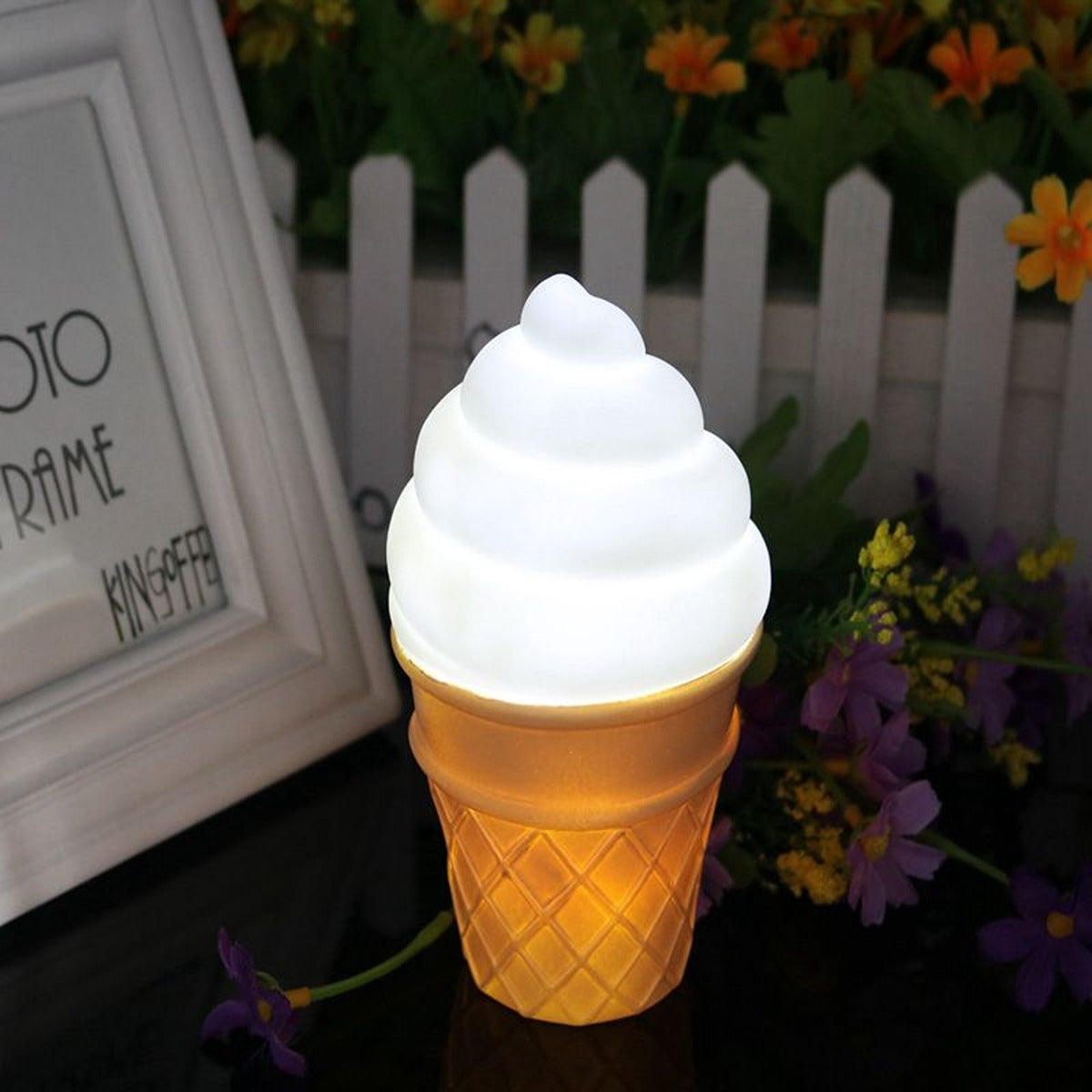 Eazy Kids Eazy Kids - Ice Cream Lamp Light - White