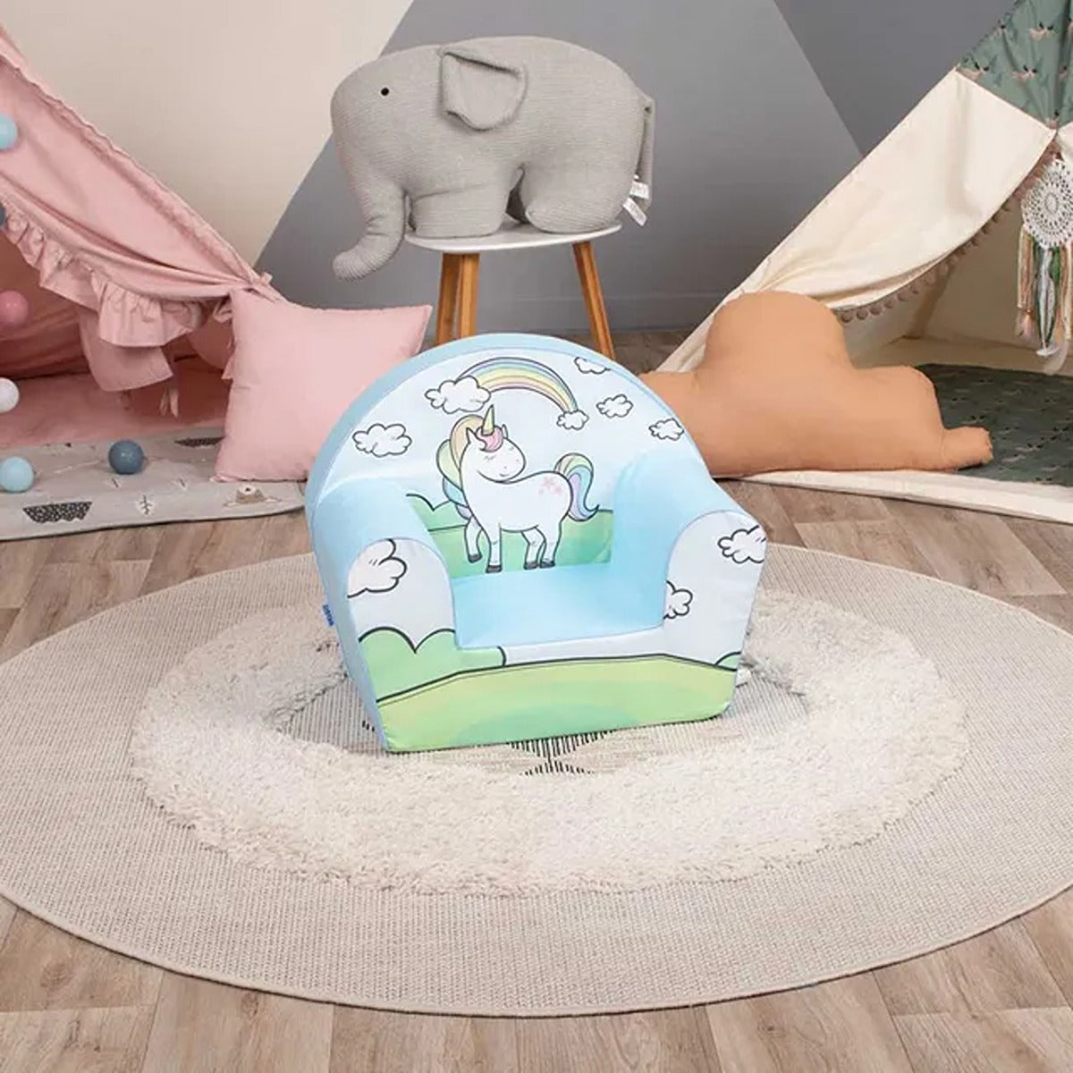 Delsit Delsit Arm Chair Unicorn On Meadow