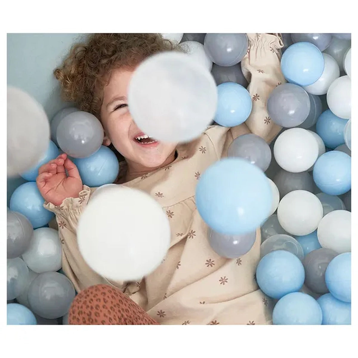 Ezzro White Balls Set of 100