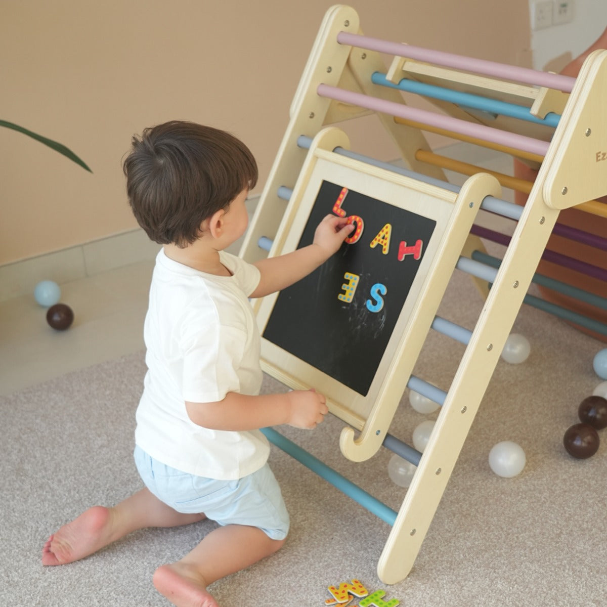 Ezzro Natural Double-sided Magnet Chalkboard

(Accessory to Ezzro Pikler Climbers and Gyms)