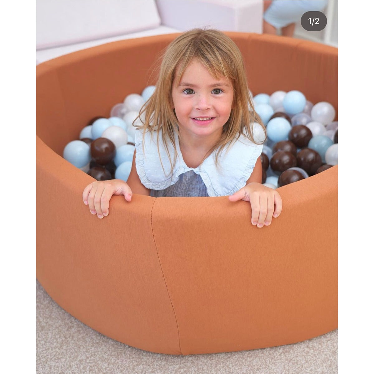 Ezzro Round Ball Pit - Saddle Brown - 90X40 W200 Balls ( White, Baby Blue, Golden)