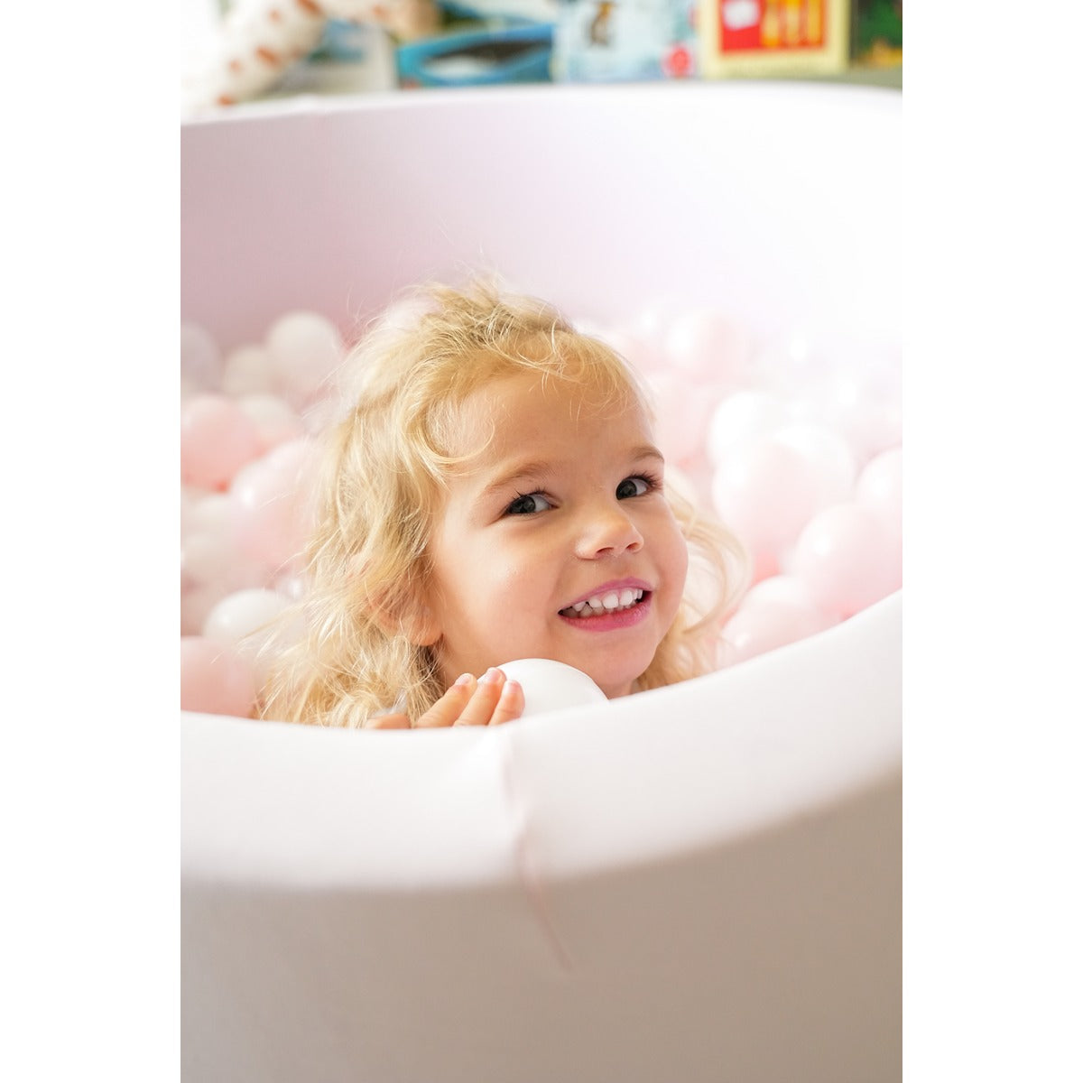 Ezzro Ezzro - Light Pink - 120x50 - Round Ball Pit - With 200 Balls (Baby Pink, White)