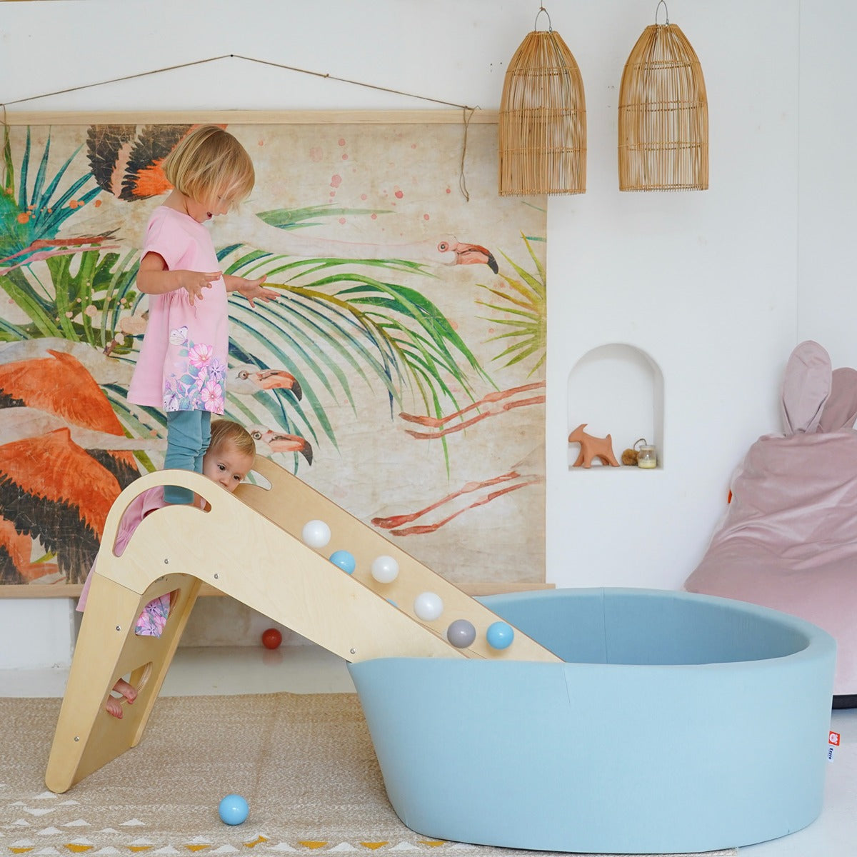 Ezzro Ezzro - Pale Blue - 120x50 - Round Ball Pit - With 400 Balls (Transparent, White, Silver, Light Grey)