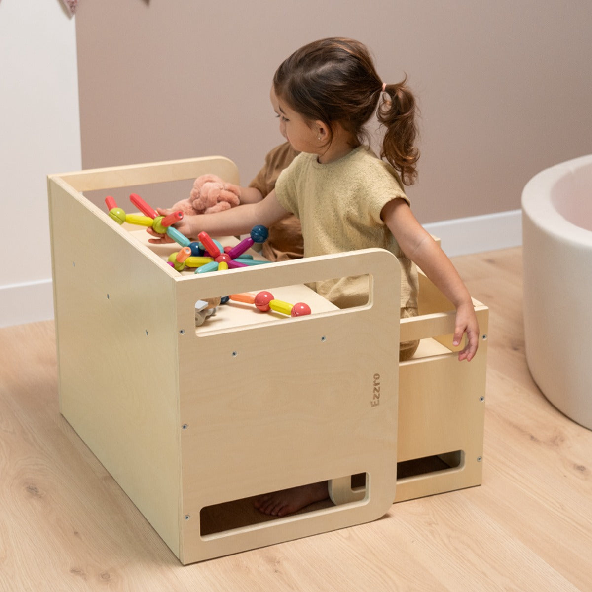 Ezzro Natural Montessori Table Set