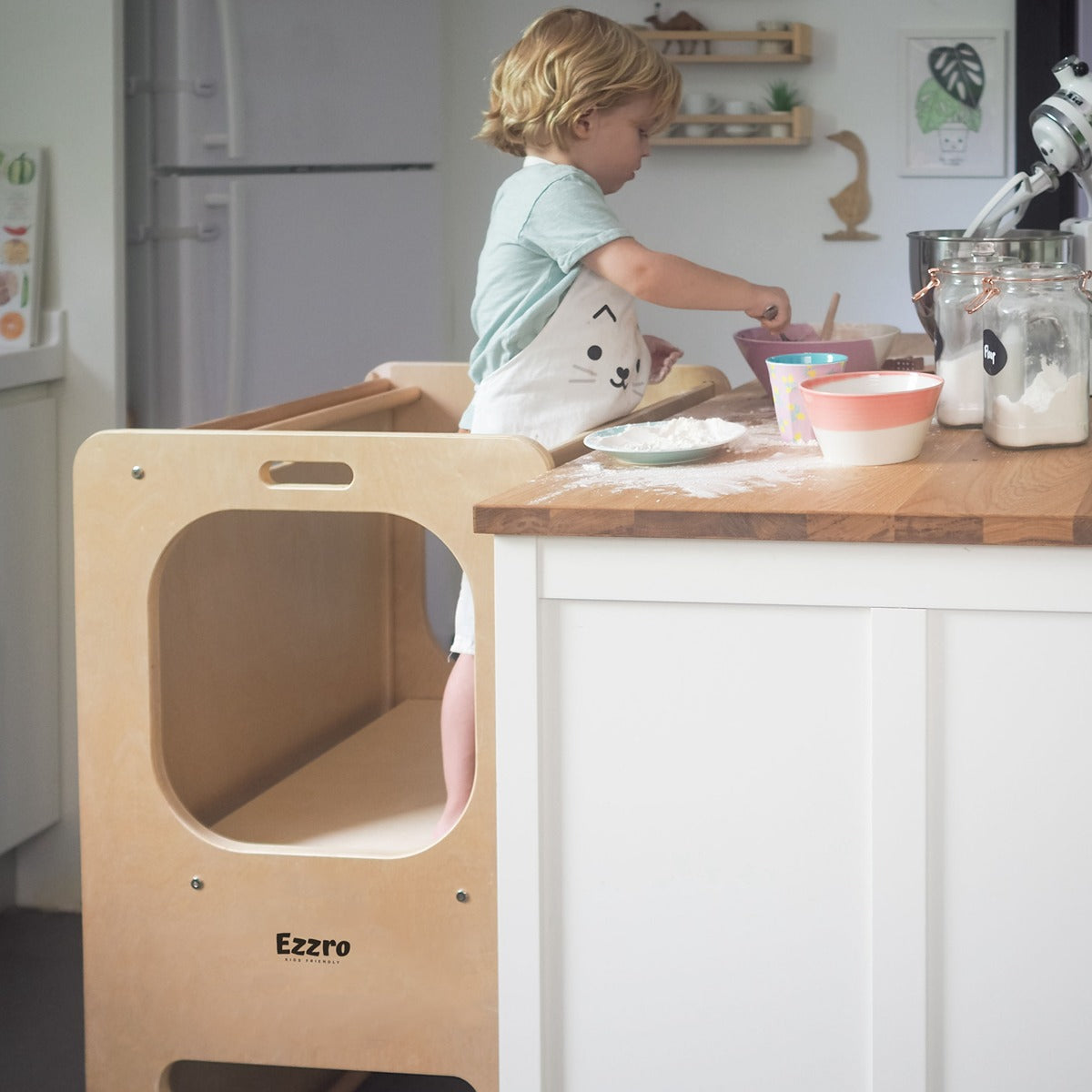 Ezzro Learning Tower with Duo Slide / chalkboard