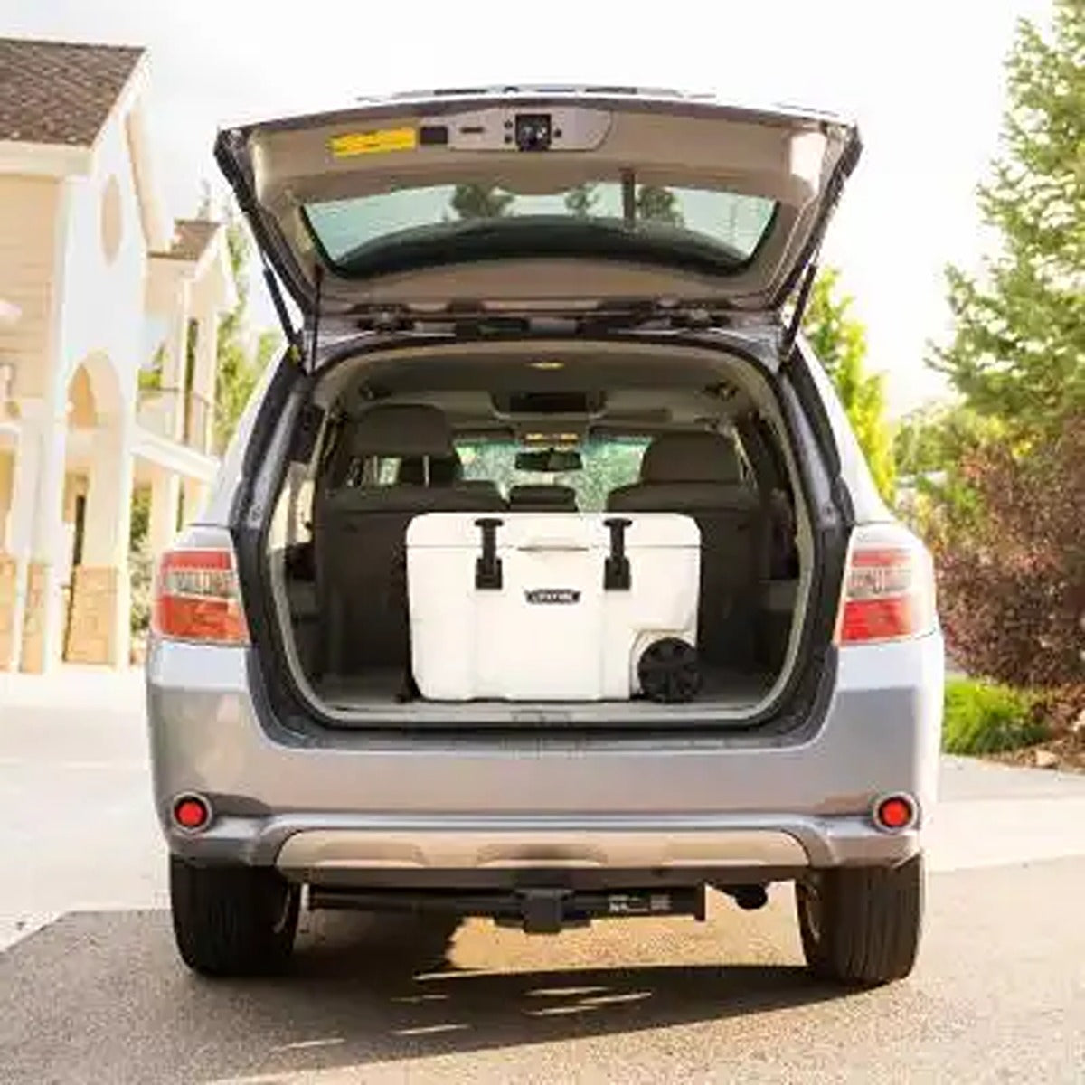 Lifetime Cooler, 55 quart, Arctic White, with wheels