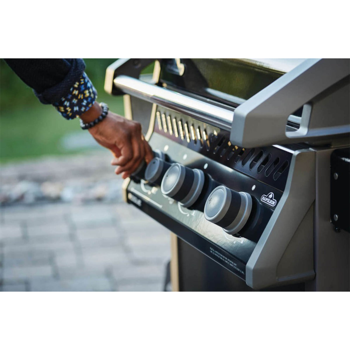 Napoleon Legend 425 Propane Gas Grill with Range Side Burner, Black