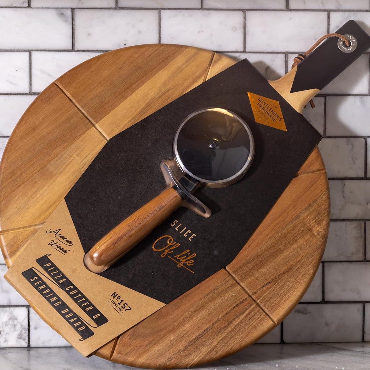 Gentlmens Hardware Pizza Cutter & Serving Board 15"