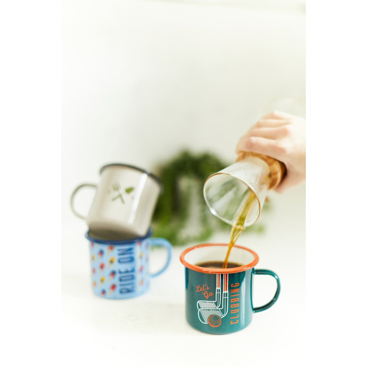 Gentlmens Hardware Enamel Mug - Cycling 17 fl.oz/500 ml