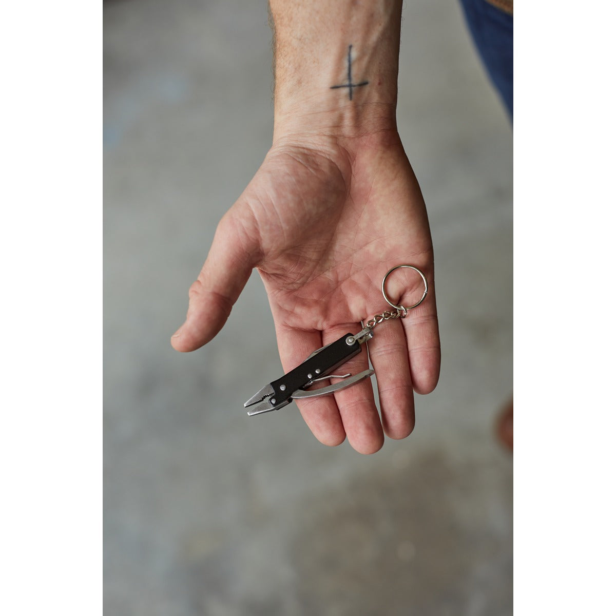 Gentlmens Hardware Mini Plier Multi-Tool
