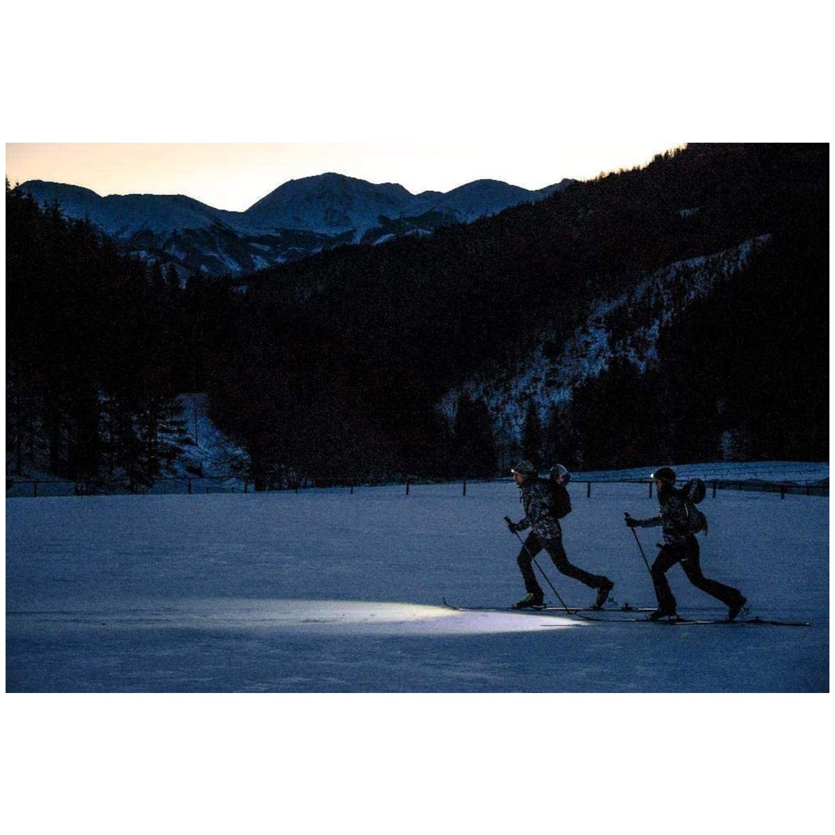 Ledlenser SEO7R (blue)  with 1 X Cree LED, and battery in blister(update version)