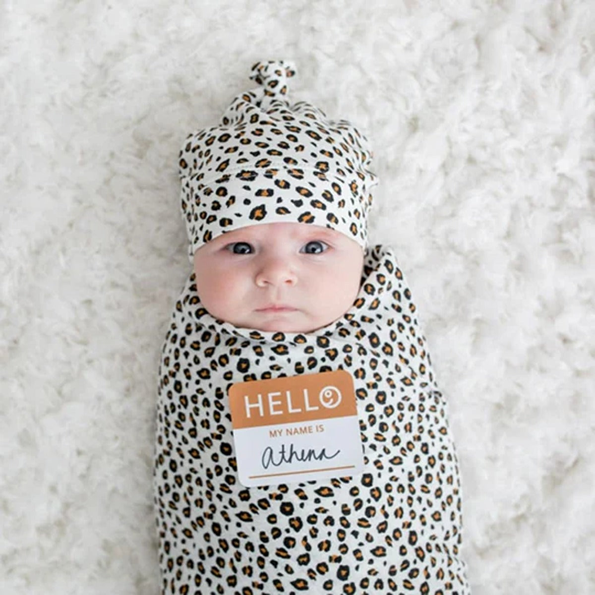 Lulujo Hello World Set (Bamboo Hat + Swaddle blanket) - Cheetah