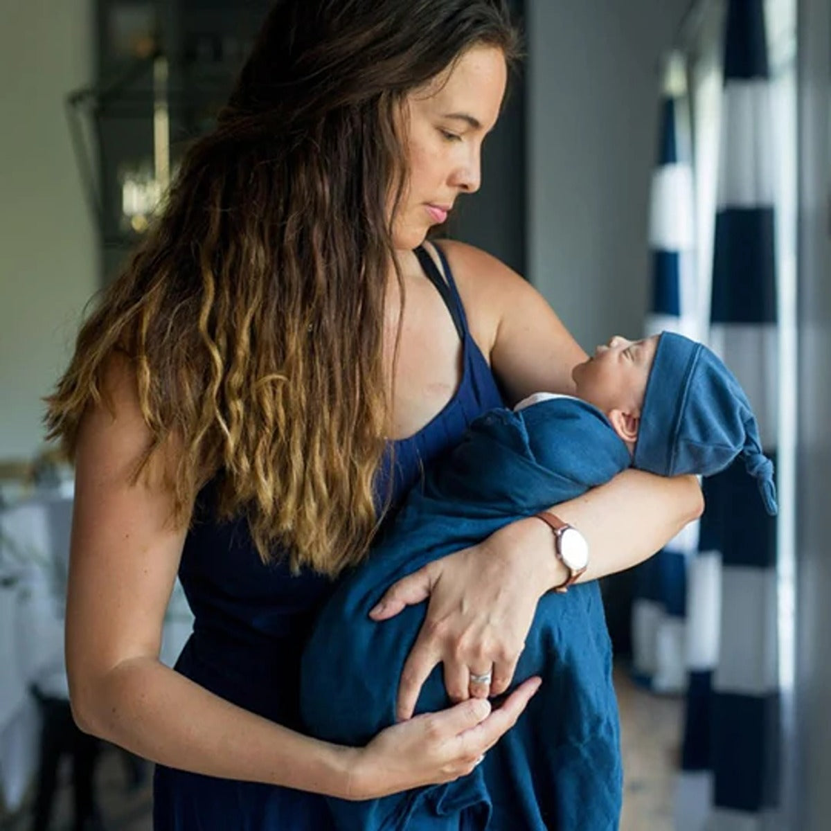 Lulujo Hello World Set (Bamboo Hat + Swaddle blanket) - Navy