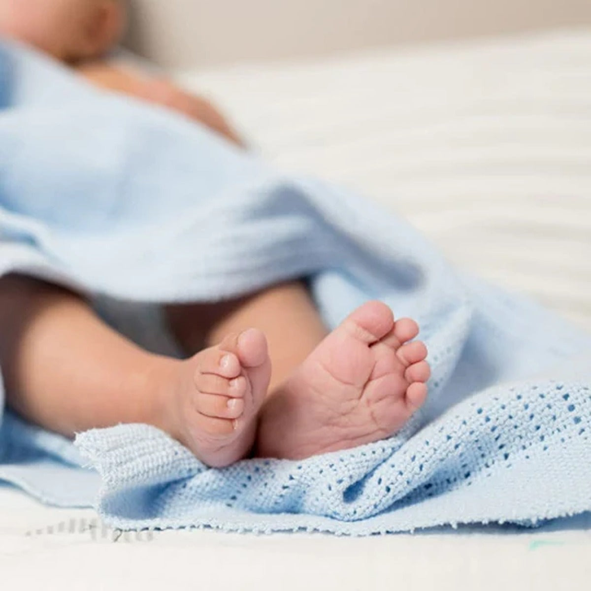 Lulujo Cellular Blanket - Blue