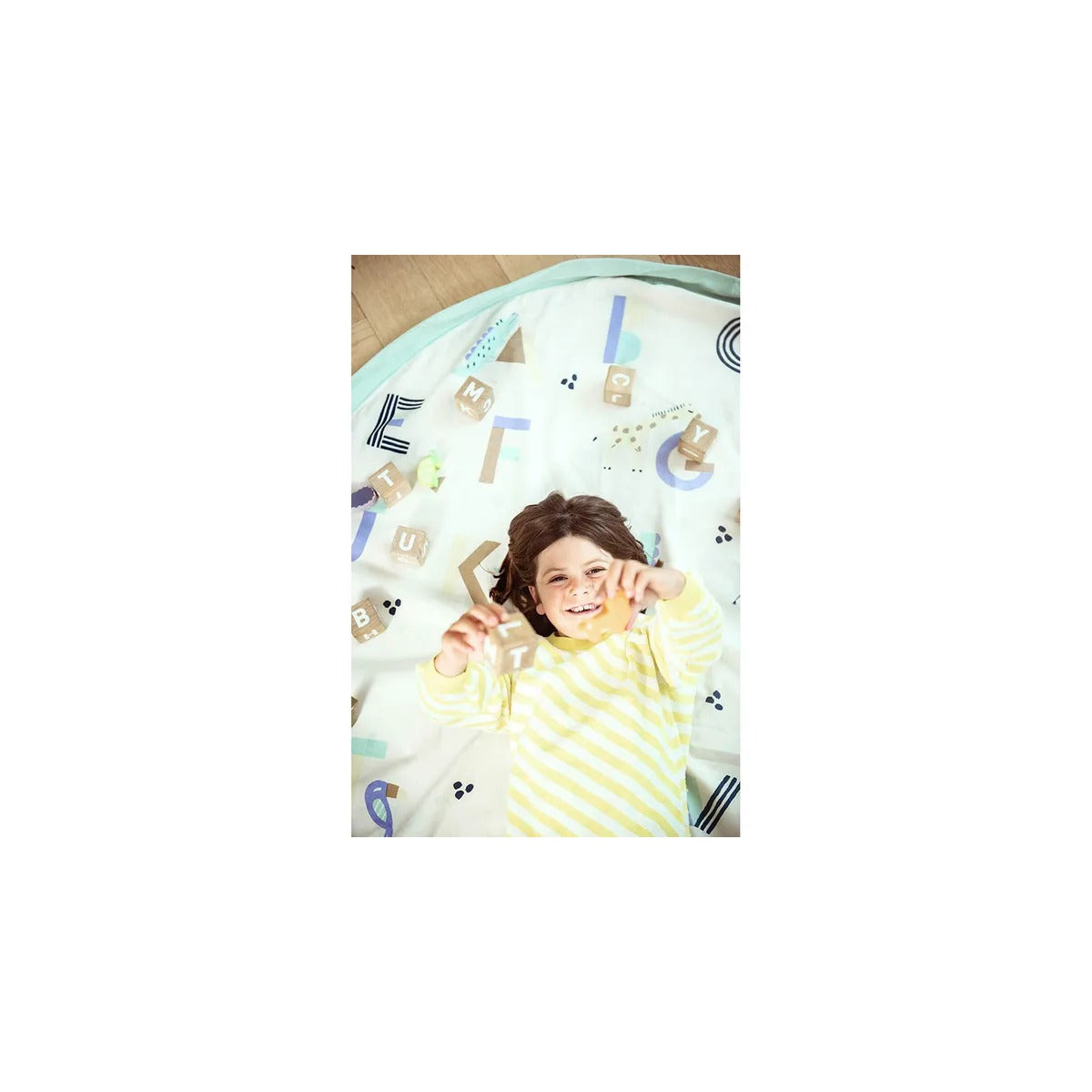 Play and Go Playmat & Storage Bag - Animal Alphabet