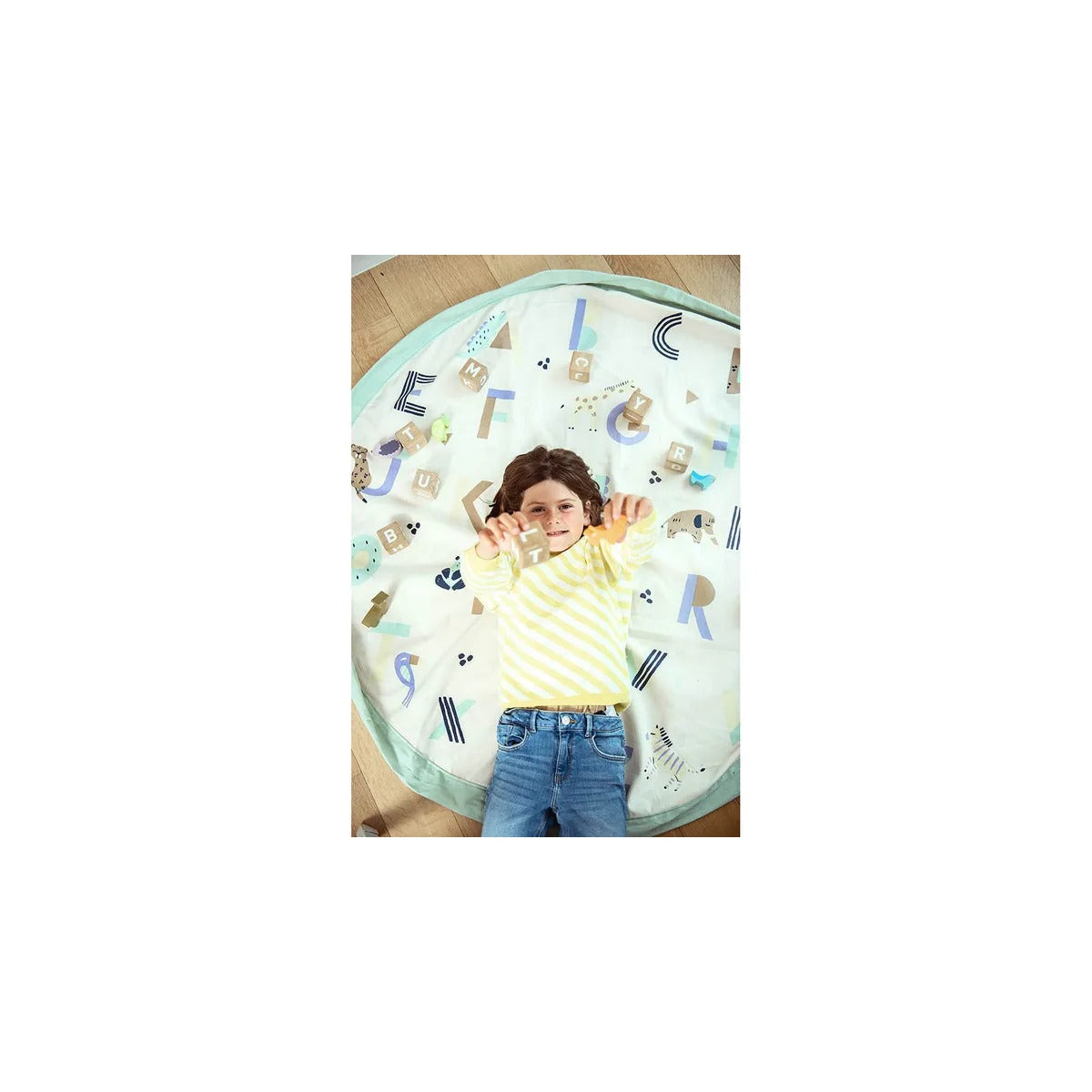 Play and Go Playmat & Storage Bag - Animal Alphabet