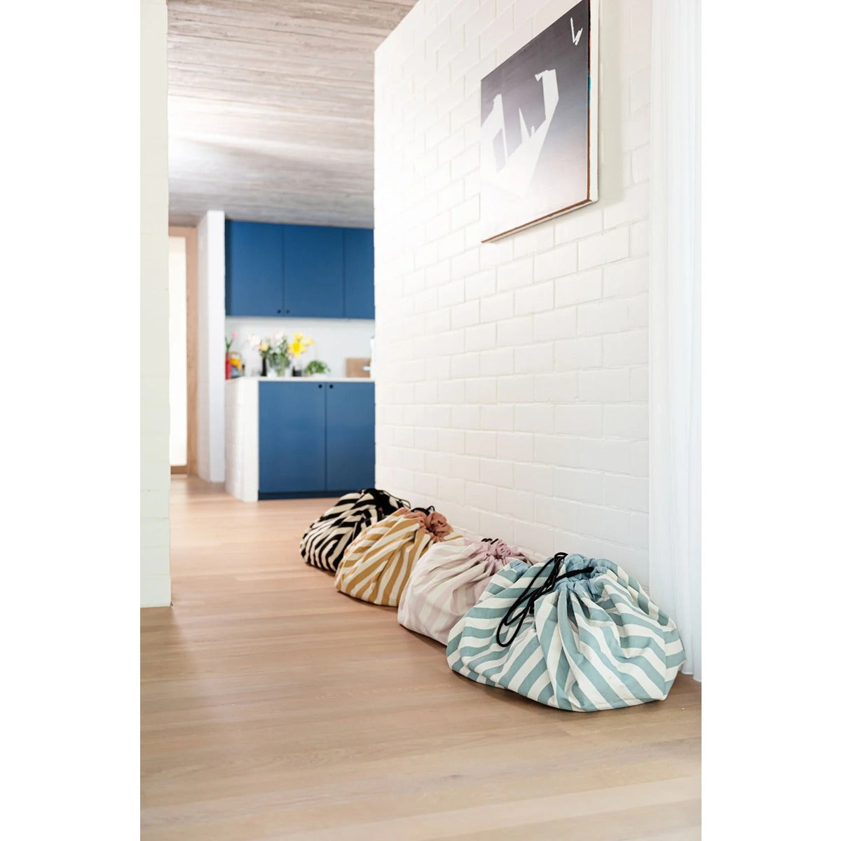 Play and Go Playmat & Storage Bag - Stripes Black