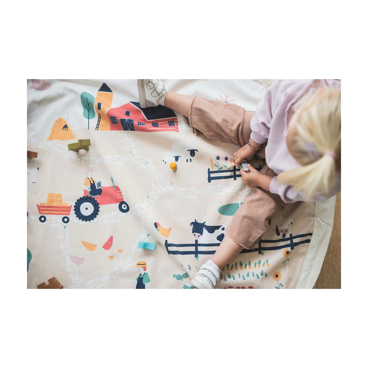 Play and Go Playmat & Storage Bag - Farm