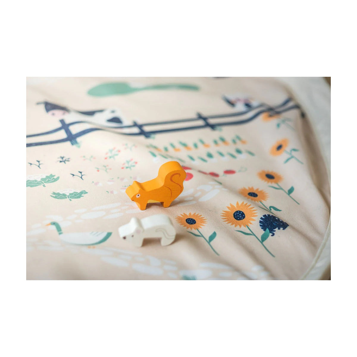 Play and Go Playmat & Storage Bag - Farm