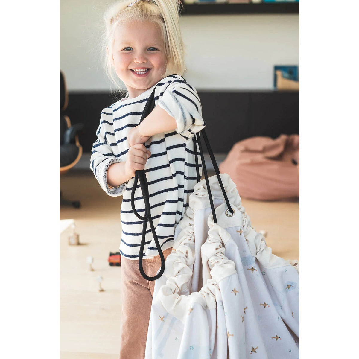 Play and Go Playmat & Storage Bag - Farm