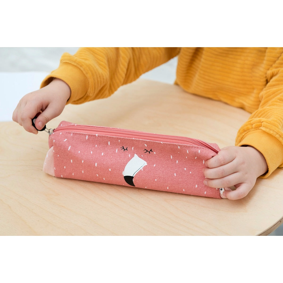 Trixie Pencil Case Long - Mrs. Flamingo