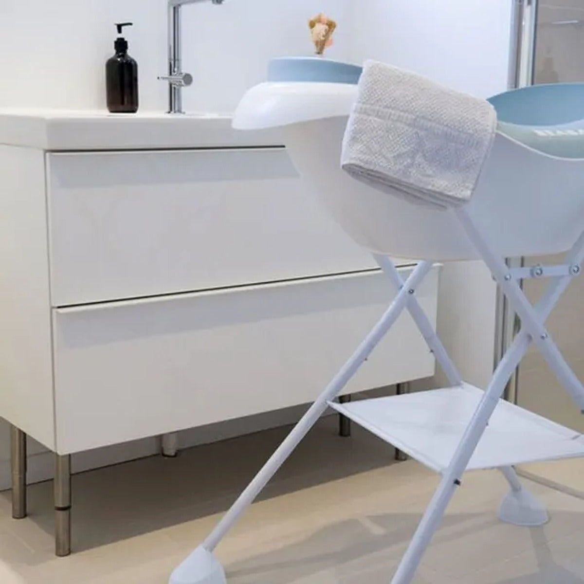 Beaba Beaba Baby Bath Camele?O Foot Support Light White