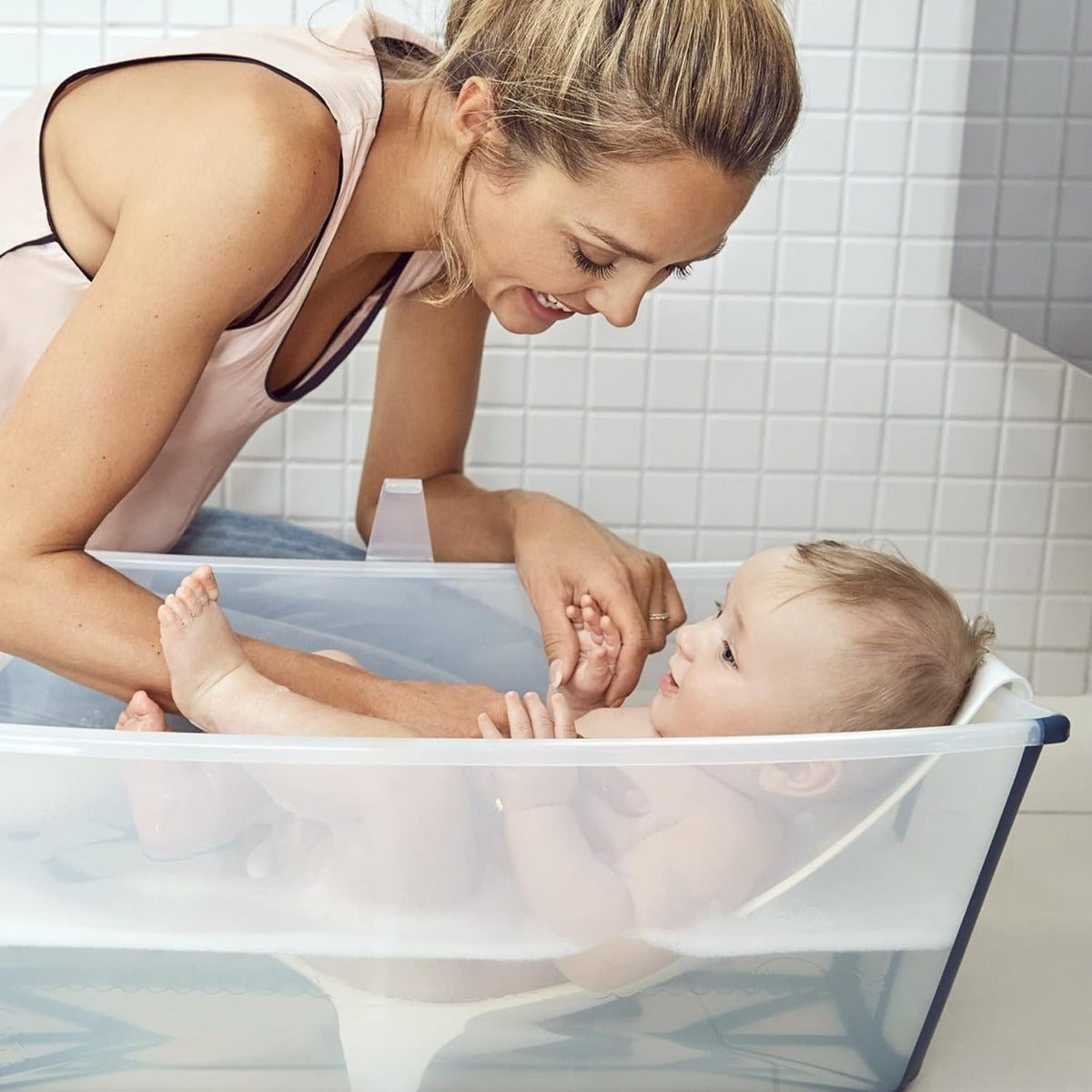 Stokke Flexi Bath  Plus Newborn Support Bundle