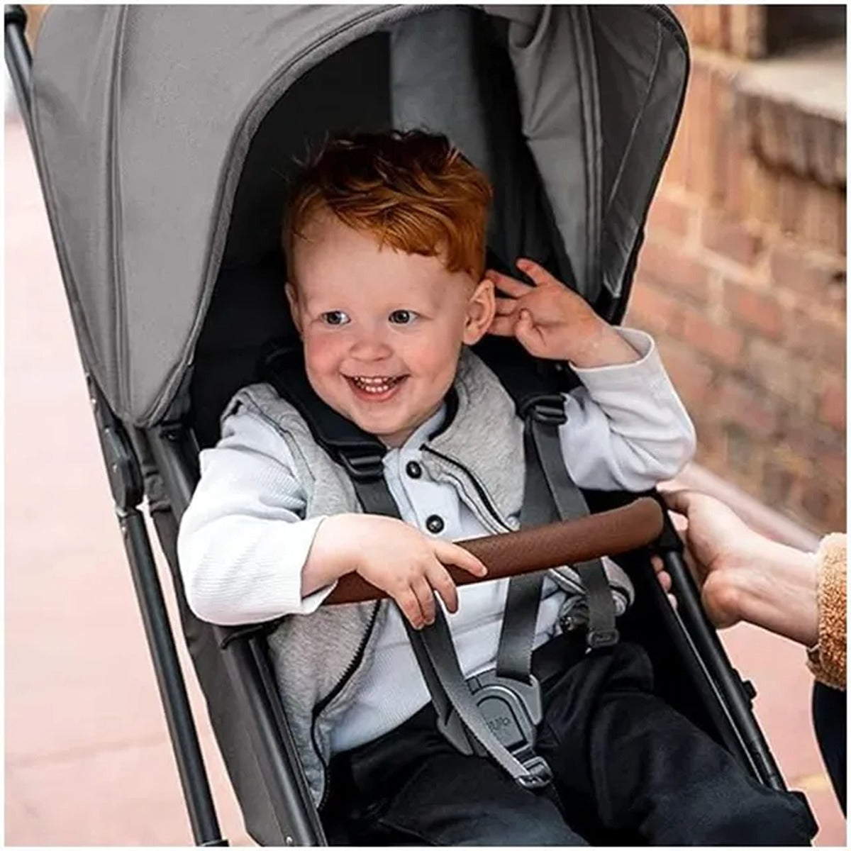 Uppababy UPPABABY Minu V2 Stroller - Jake - Charcoal | Carbon Frame |