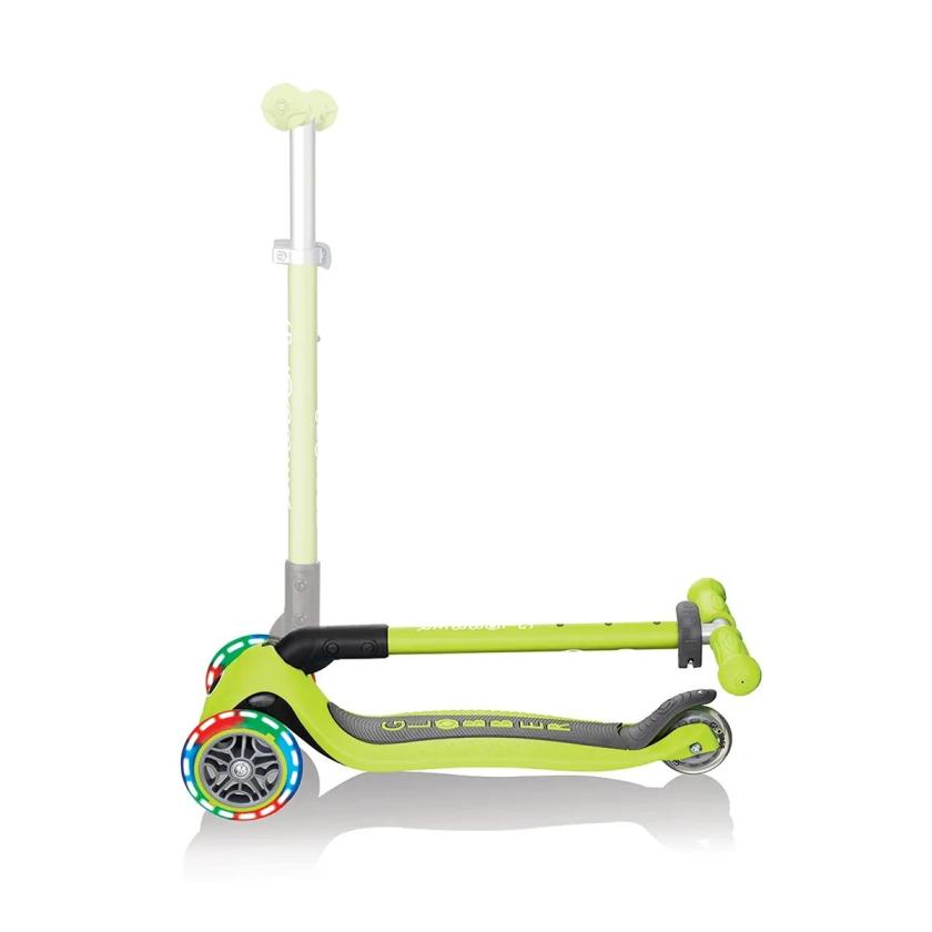 Globber PRIMO FOLDABLE LIGHTS SCOOTER - LIME GREEN