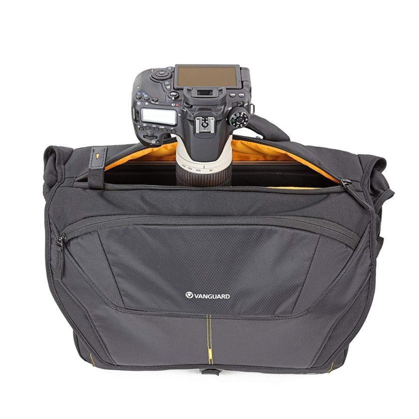 Vanguard Alta Rise-45 Backpack