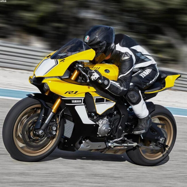 PLS-MSZ68491A-05 Dpower YAMAHA YZFR1 Yellow DieCast Replica Ultimate Collectors Item Limited Edition Size 112 For Kids 3 in UAE - view 5