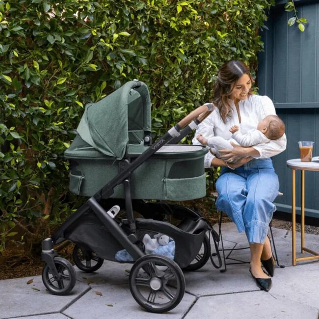 MR-0303-VIS-EU-GWN-03 Uppababy Vista V3 Stroller With Bassinet Gwen Green Melange in UAE - view 4