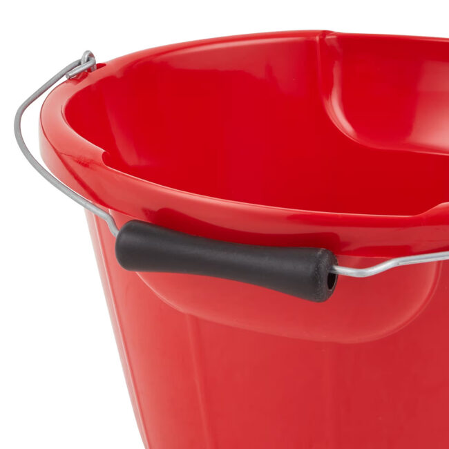 Red Gorilla Plas Gorilla Plas 10L Feed Bucket Red in UAE - view 2