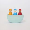 Three in a boat in UAE - view 4