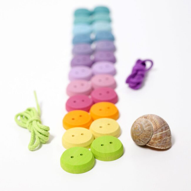 10318_Kleine_Holzknoepfe_v1 Wooden Buttons in UAE