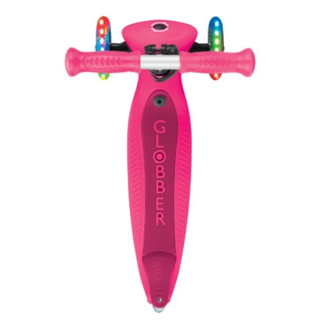 744-110_light-up-kick-scooter-500x500