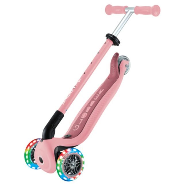 744-210_light-up-foldable-scooter-500x500 744-210_light-up-foldable-scooter-500x500